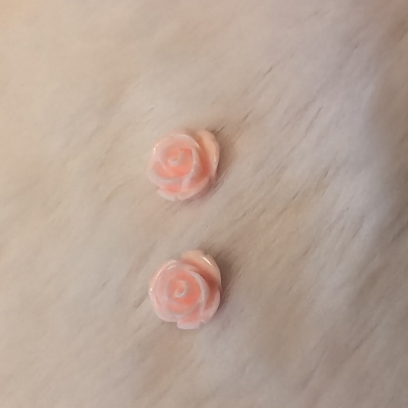 Pink Blooming Rose Stud Earrings - Picture 5 of 9